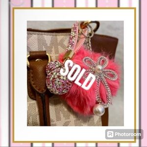 Mickey Rhinestone keychain/pendant & fur ball PINK/SILVER/RED
